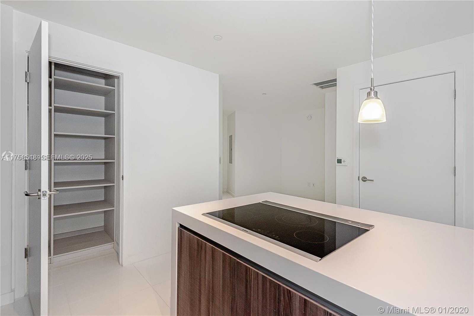 851 NE 1st Avenue 2600 — photo 11