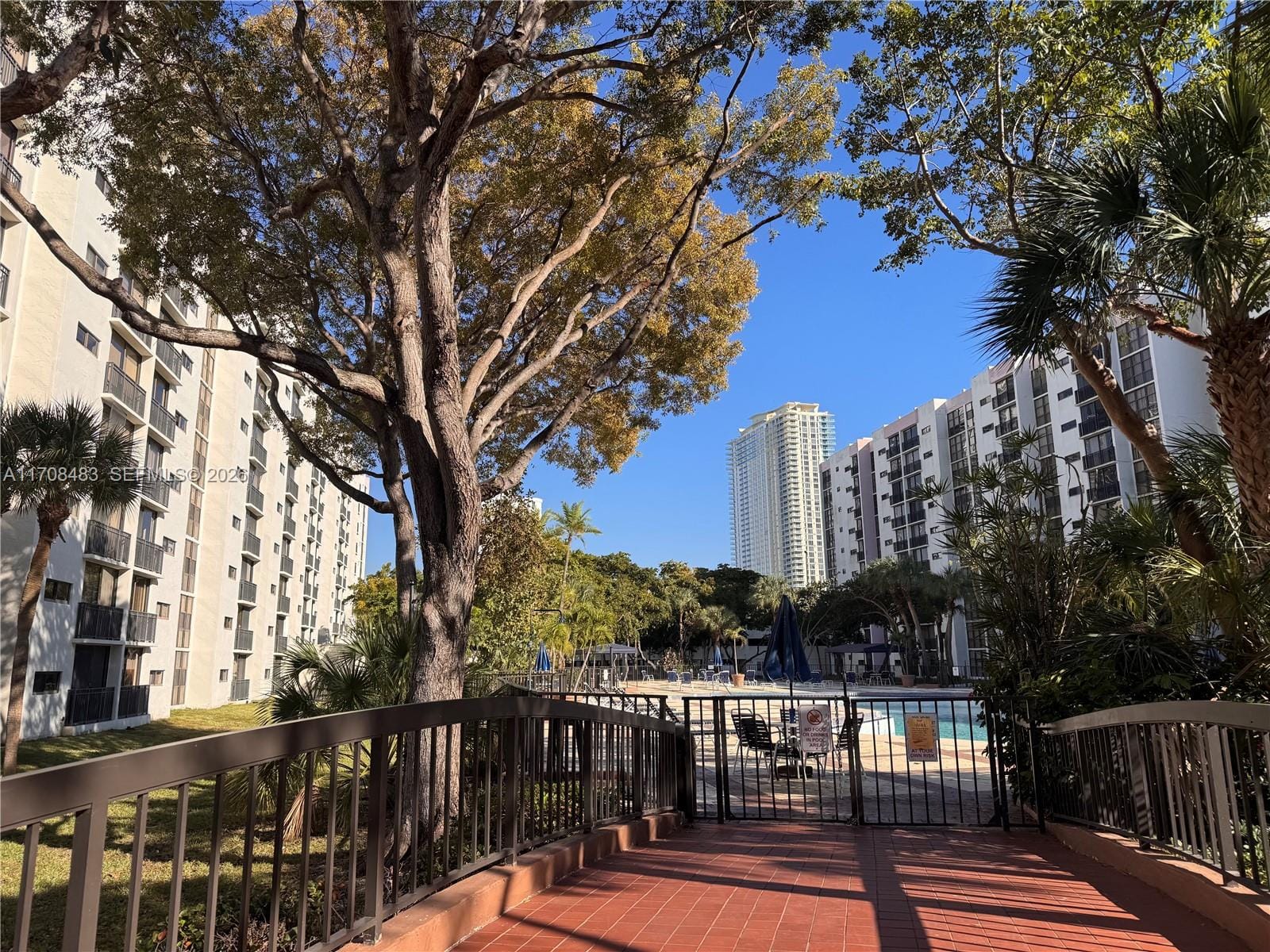 16919 N Bay Road 117, Sunny Isles Beach, FL 33160 photo 19