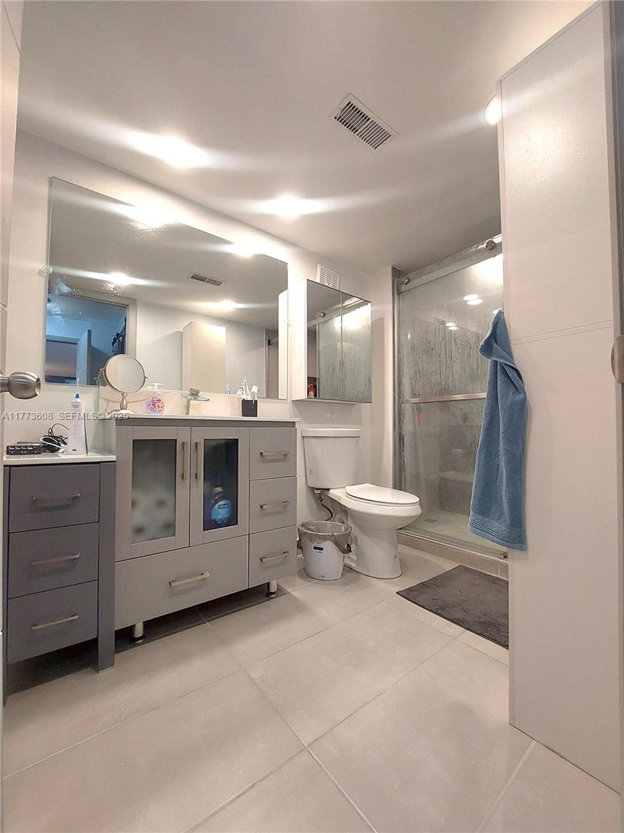 16300 Golf Club Road Apt 317 — photo 10