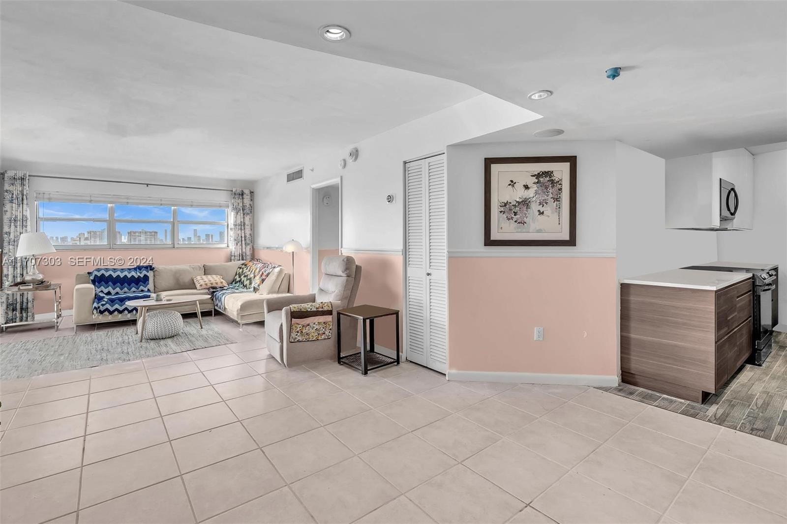 1881 Washington Avenue 16H, Miami Beach, FL 33139 photo 13