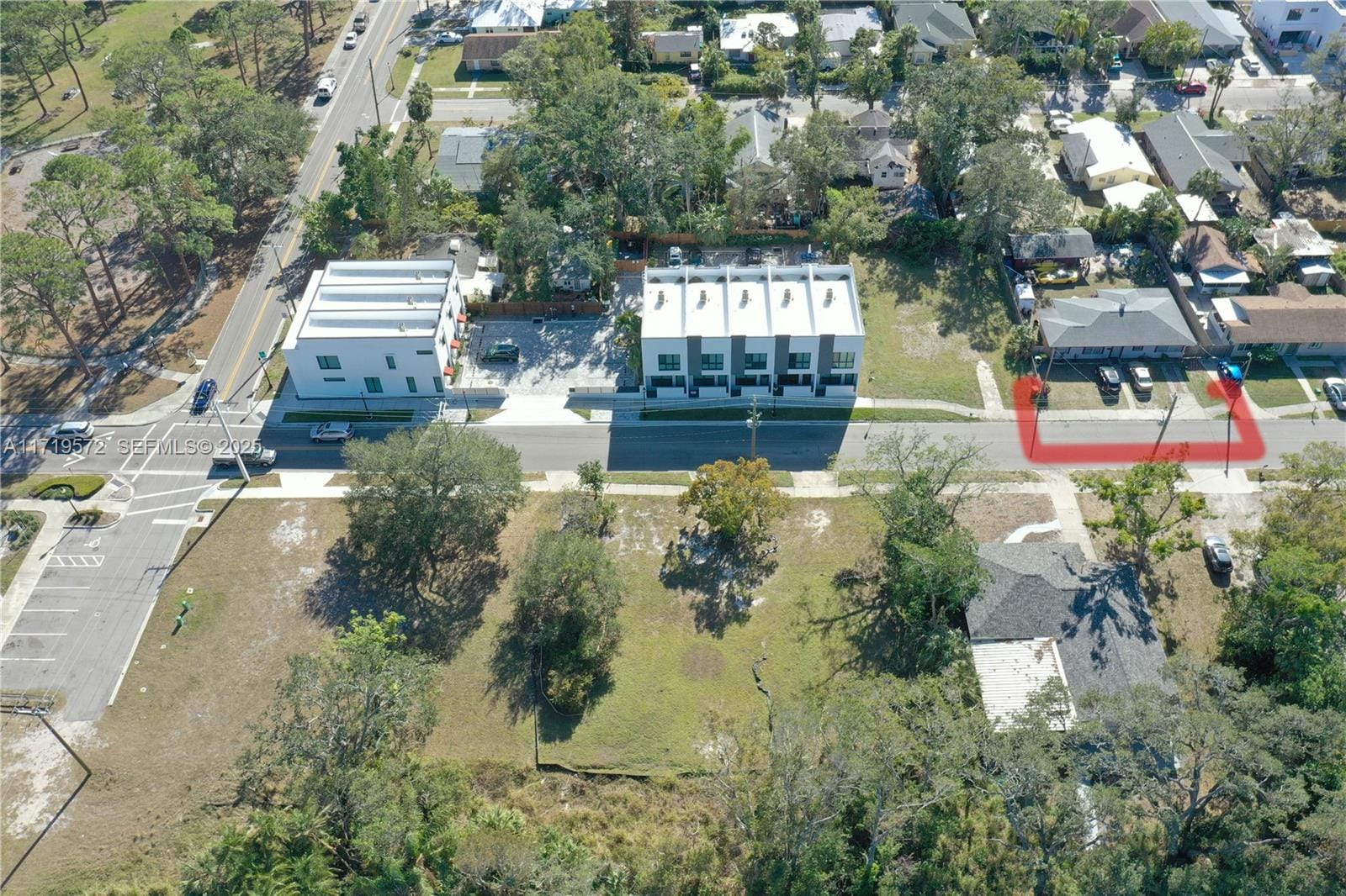1744 10th Street, FL 34236 photo 14