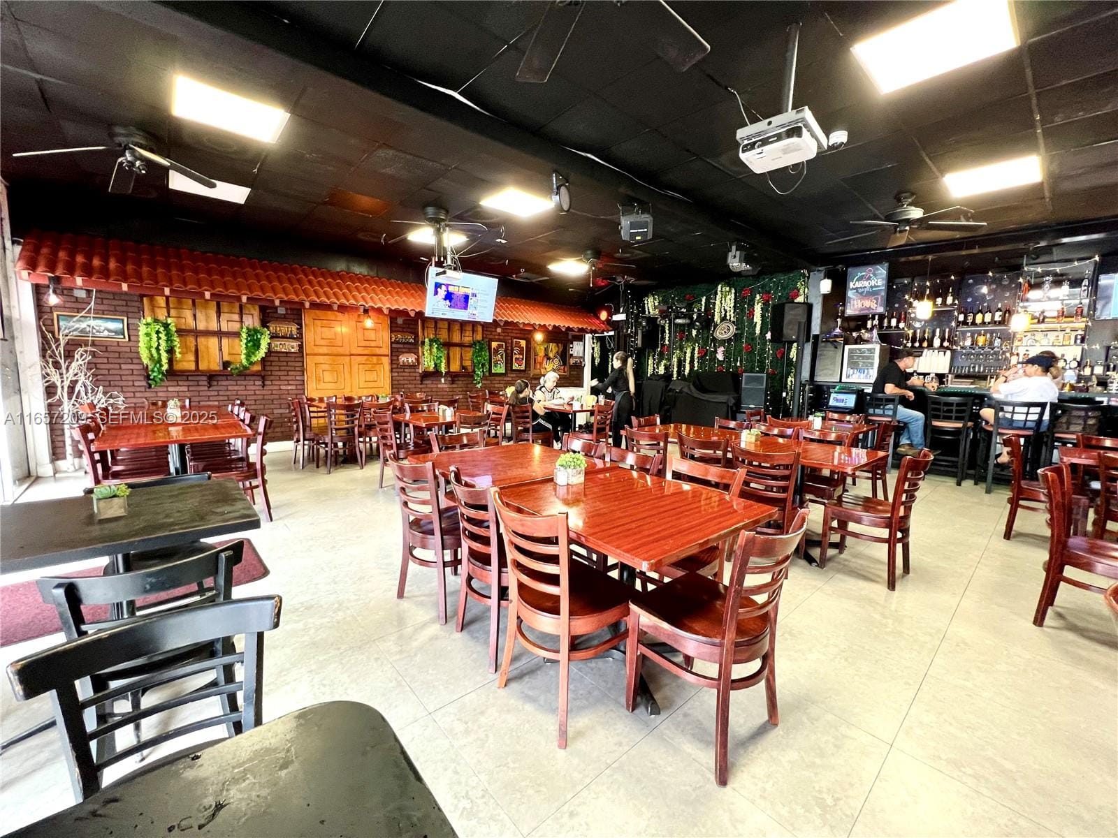 Restaurant/lounge @ Bird Road — photo 3