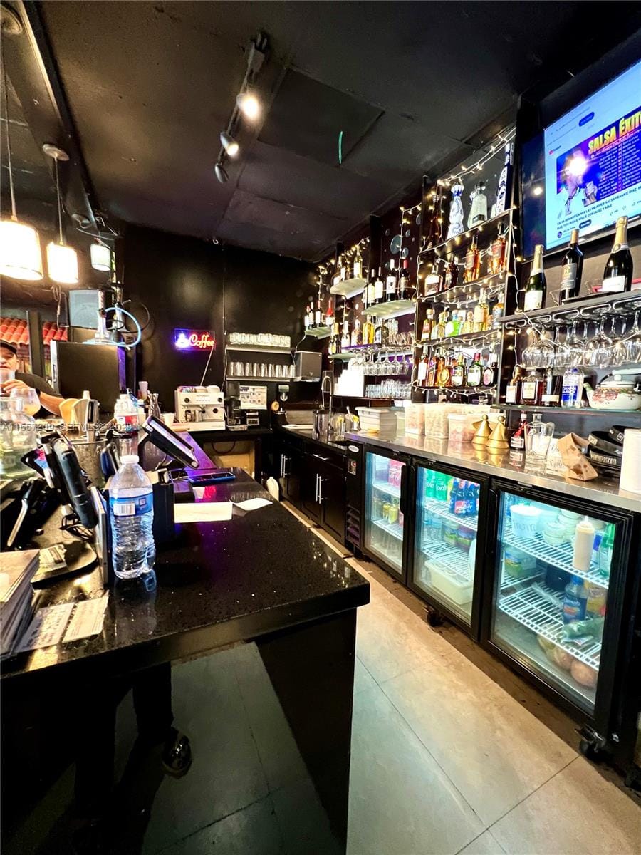 Restaurant/lounge @ Bird Road — photo 7