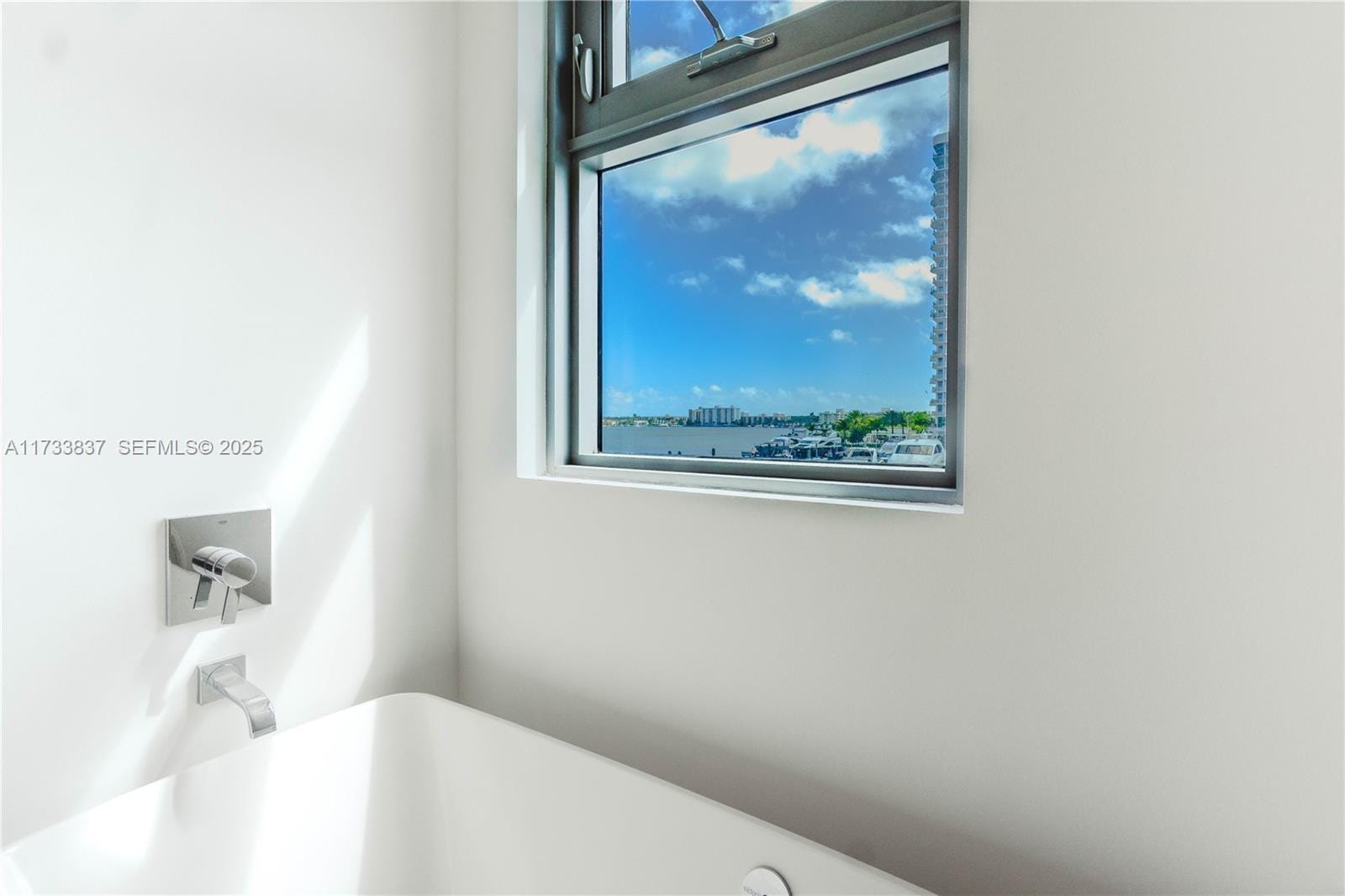 17301 Biscayne Boulevard 207, North Miami Beach, FL 33160 photo 13