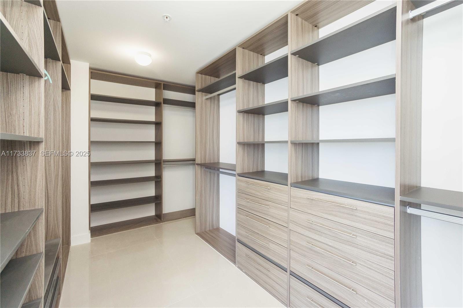 17301 Biscayne Boulevard 207, North Miami Beach, FL 33160 photo 15