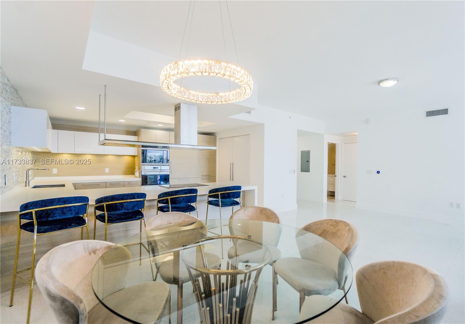 17301 Biscayne Boulevard 207, North Miami Beach, FL 33160 photo 16