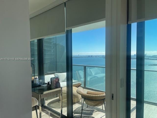 650 NE 32nd Street 3606, Miami, FL 33137 photo 2