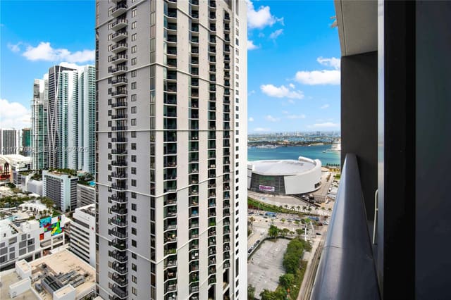 601 NE 1st Avenue 2709, sold in Natiivo Condo, Florida City, FL