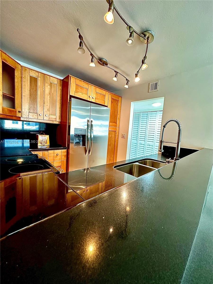 345 Ocean Drive 1022, Miami Beach, FL 33139 photo 2
