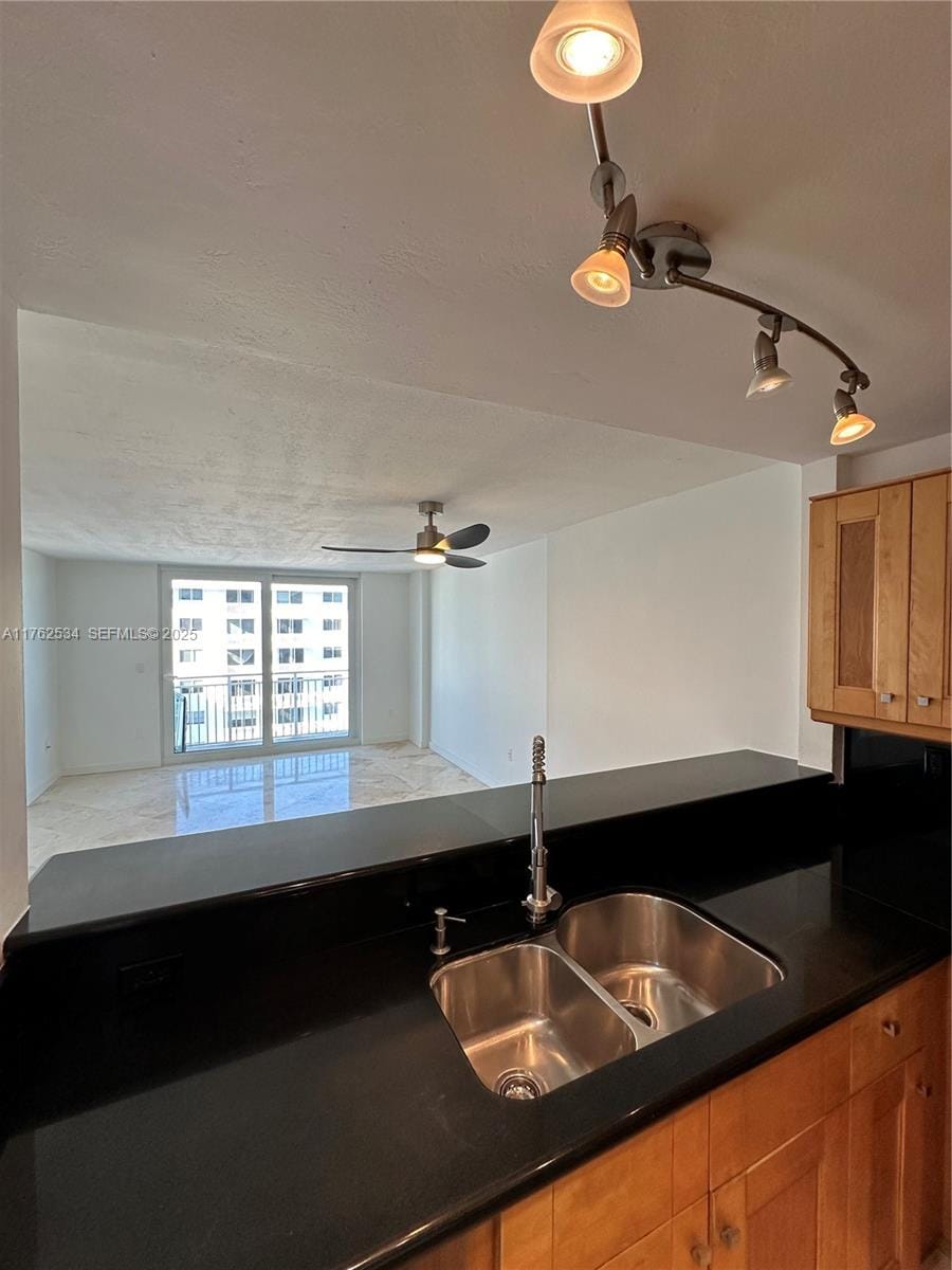 345 Ocean Drive 1022, Miami Beach, FL 33139 photo 10