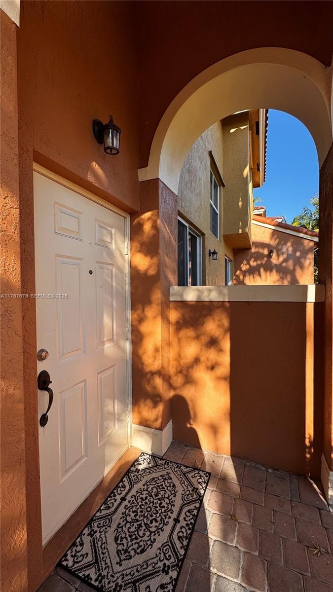 1033 SW 144th Avenue 2705 — photo 3