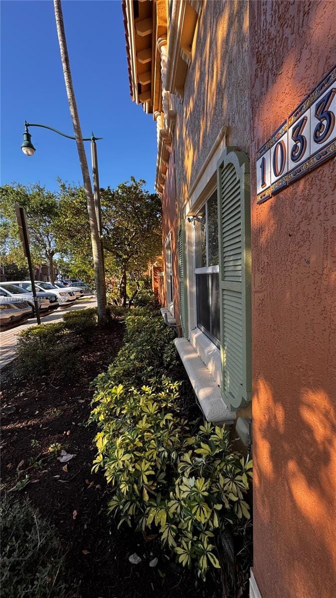 1033 SW 144th Avenue 2705 — photo 4