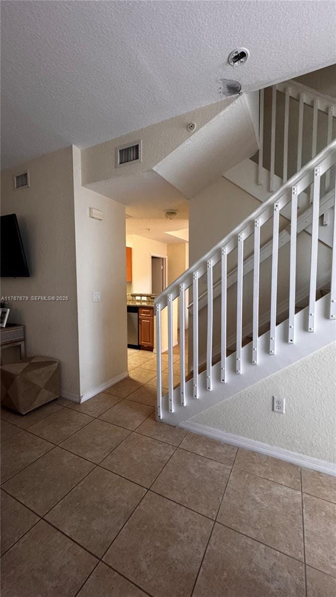 1033 SW 144th Avenue 2705 — photo 6