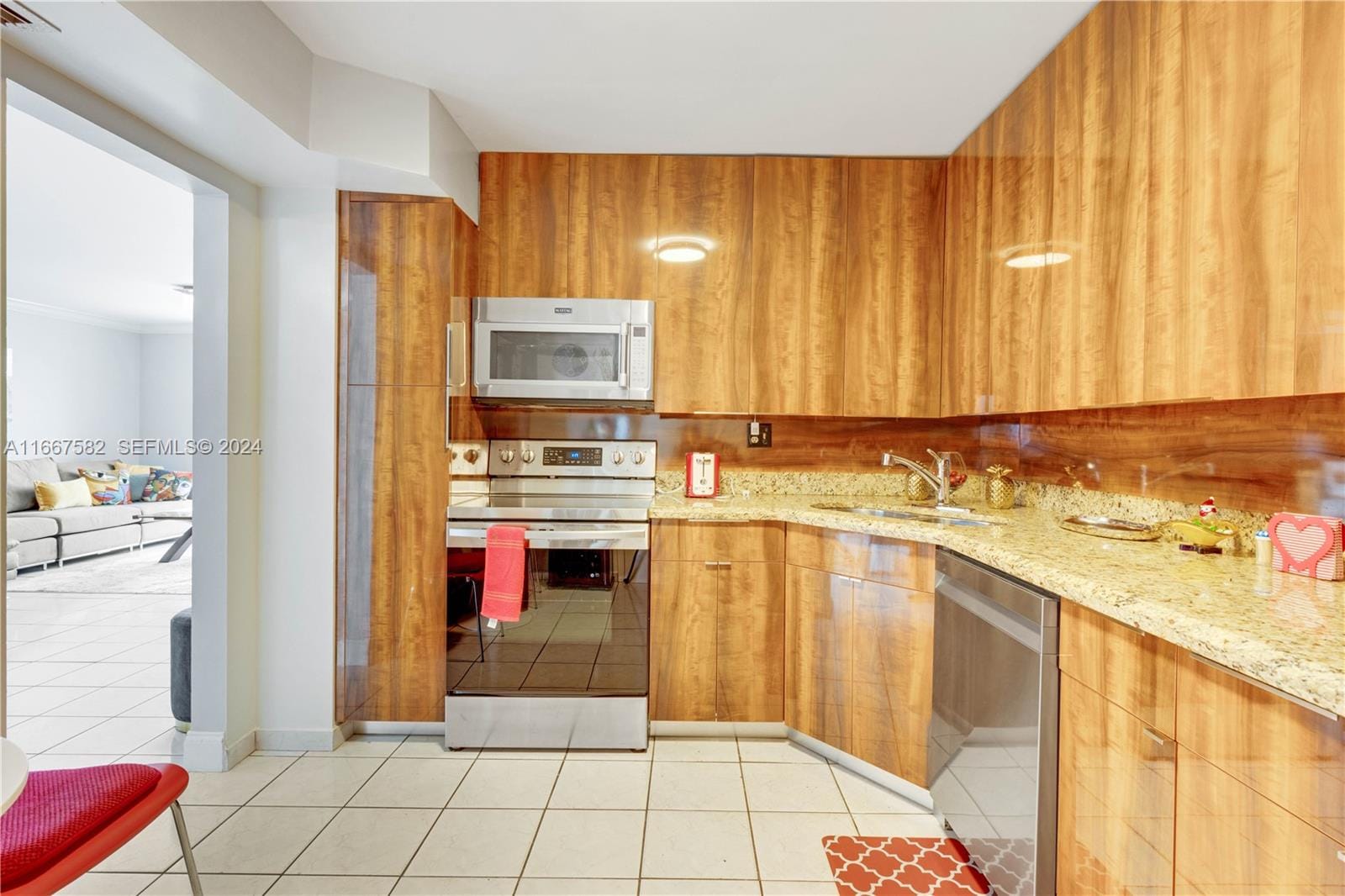 2750 NE 183rd Street 1910, Aventura, FL 33160 photo 15