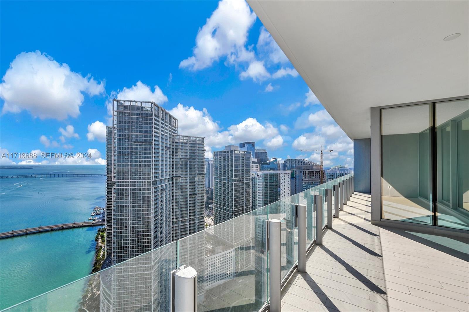 300 Biscayne Blvd Way 4303, Miami, FL 33131 photo 29
