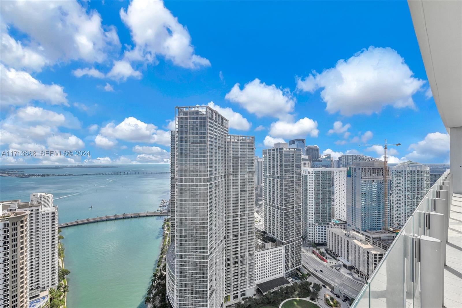 300 Biscayne Blvd Way 4303, Miami, FL 33131 photo 30