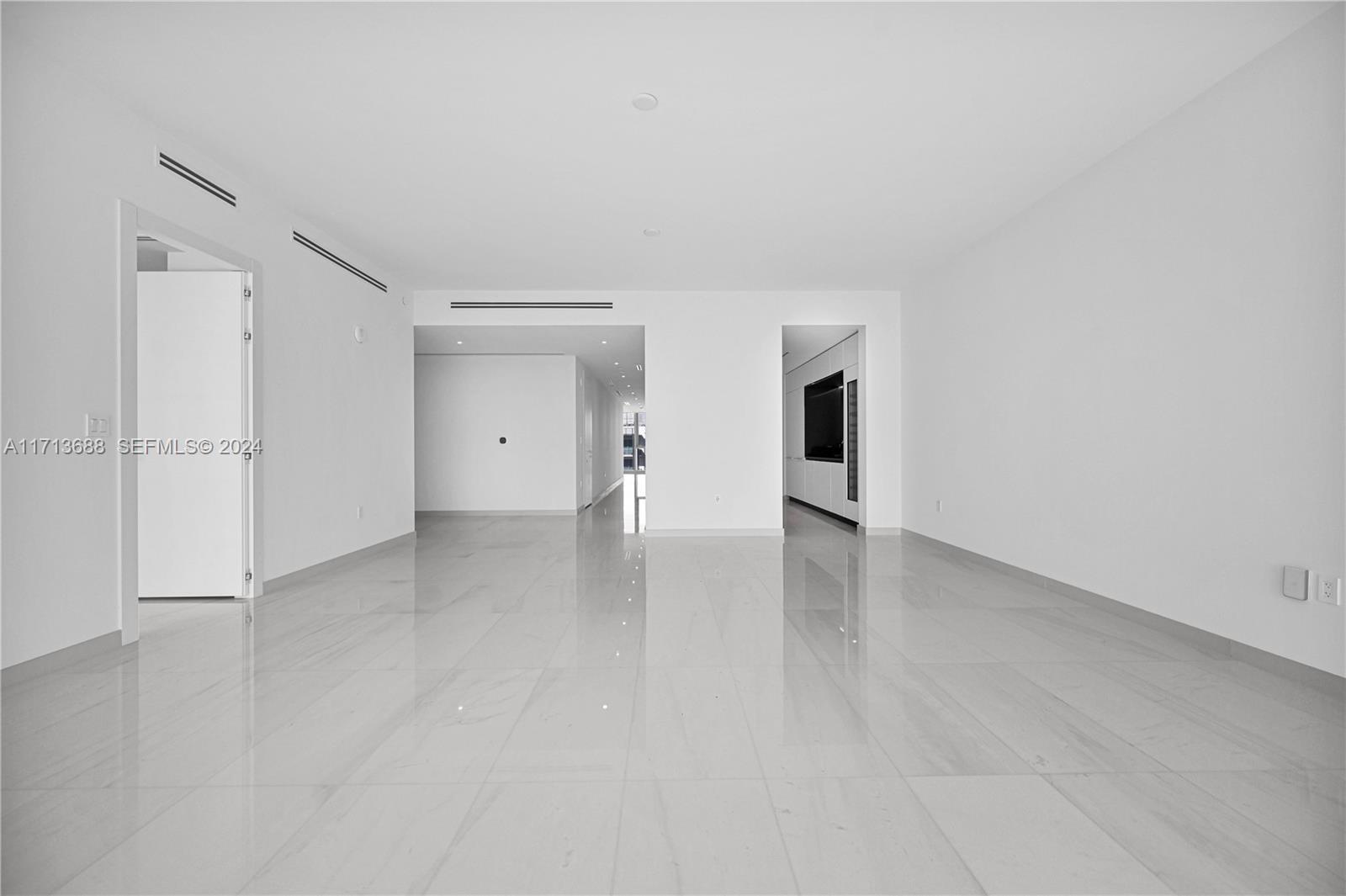 300 Biscayne Blvd Way 4303 — photo 4
