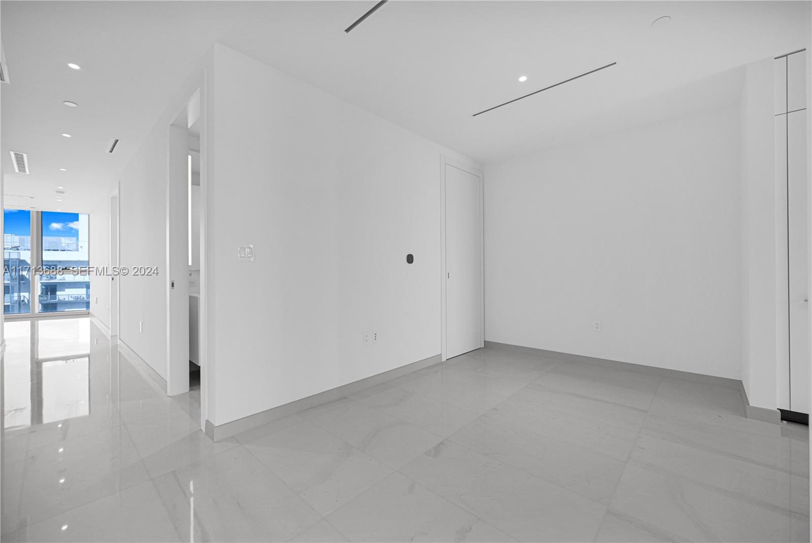 300 Biscayne Blvd Way 4303 — photo 8