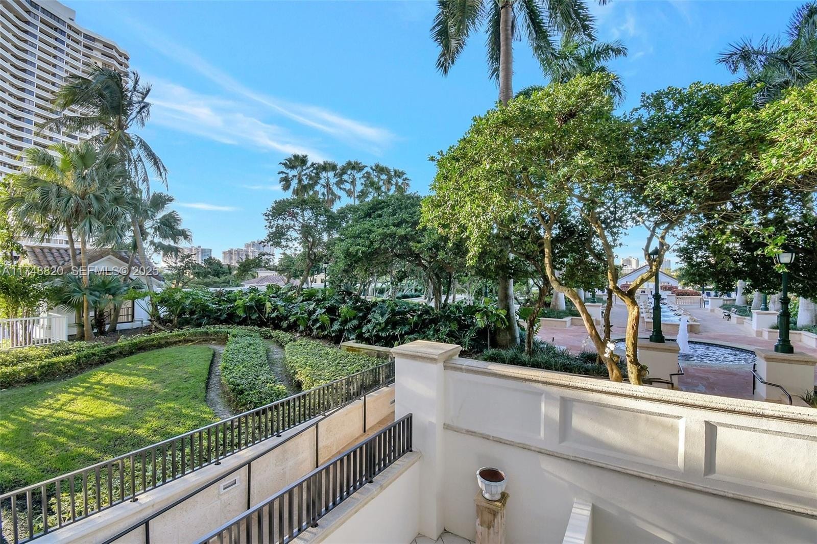 2000 Island Boulevard 410, Aventura, FL 33160 photo 27
