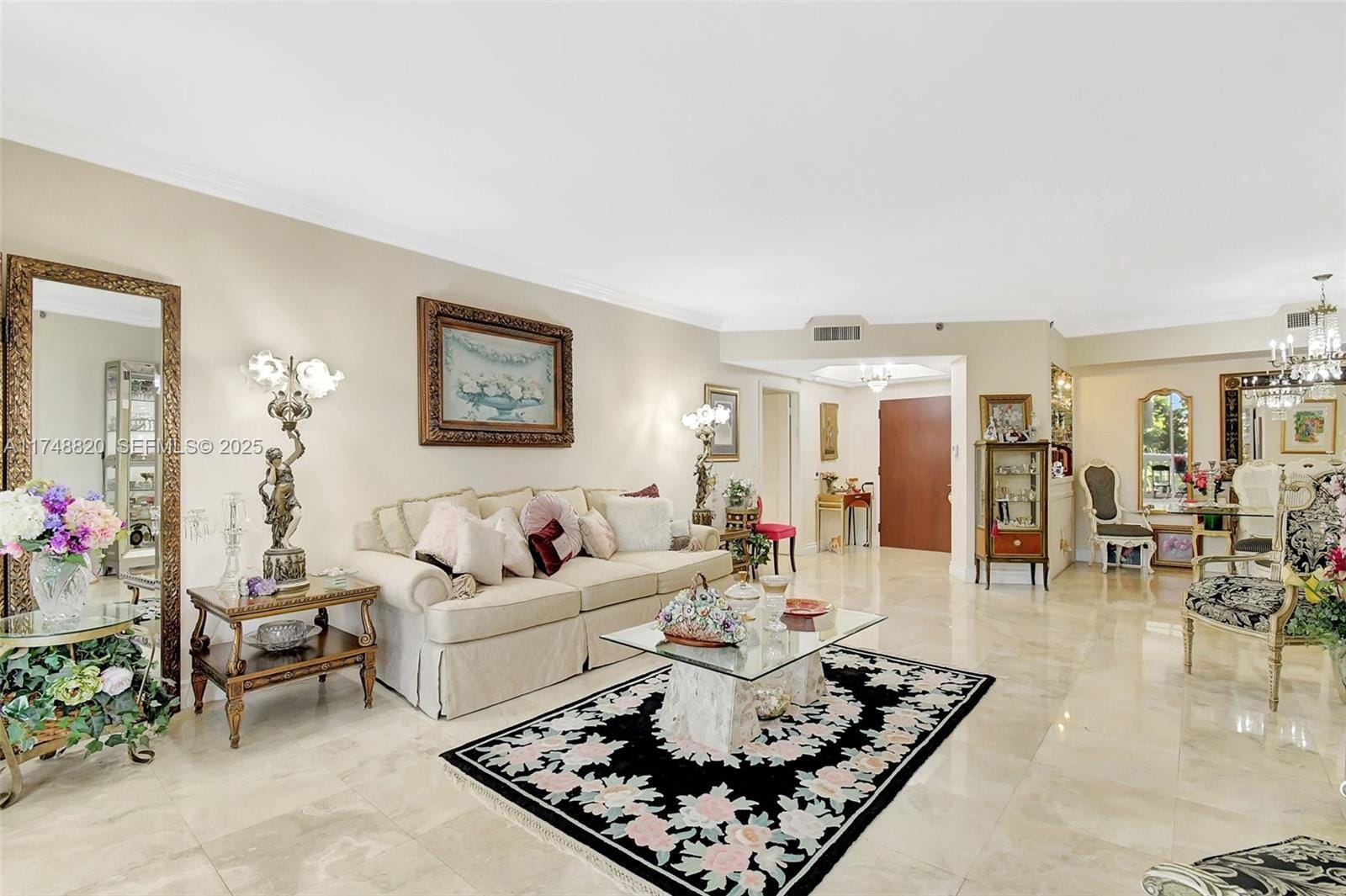 2000 Island Boulevard 410 — photo 8