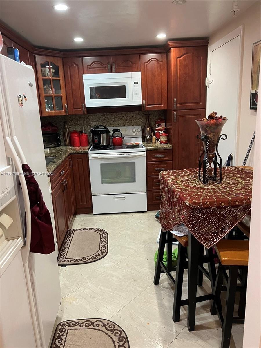 400 Kings Point Drive 106, Sunny Isles Beach, FL 33160 photo 22