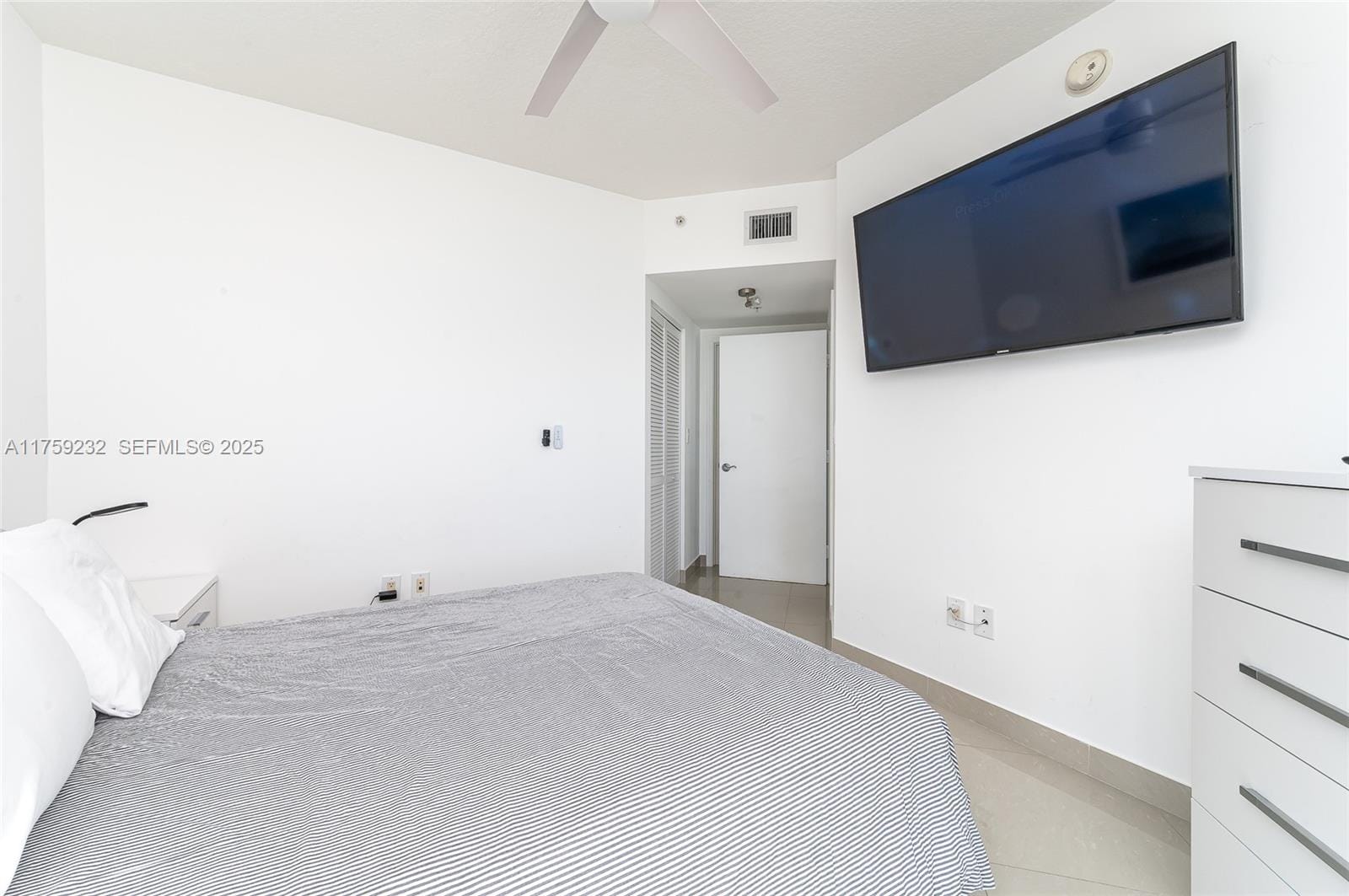 16699 Collins Avenue 1809, Sunny Isles Beach, FL 33160 photo 18