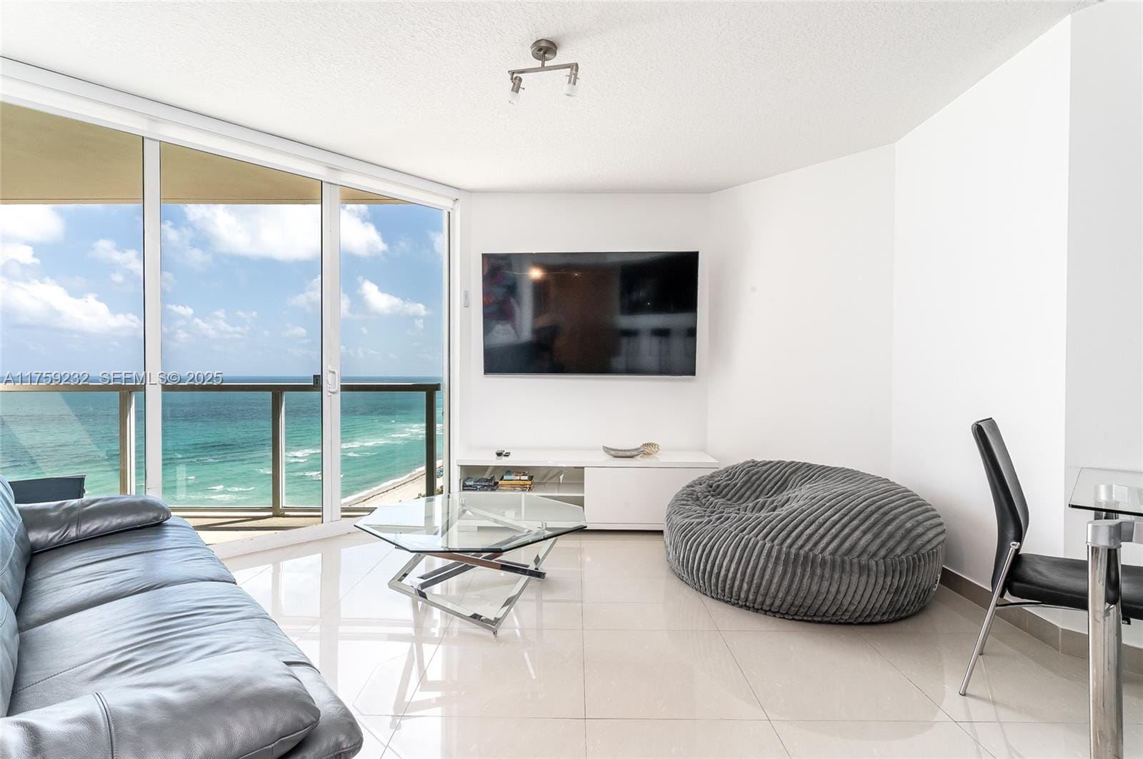 16699 Collins Avenue 1809 — photo 3
