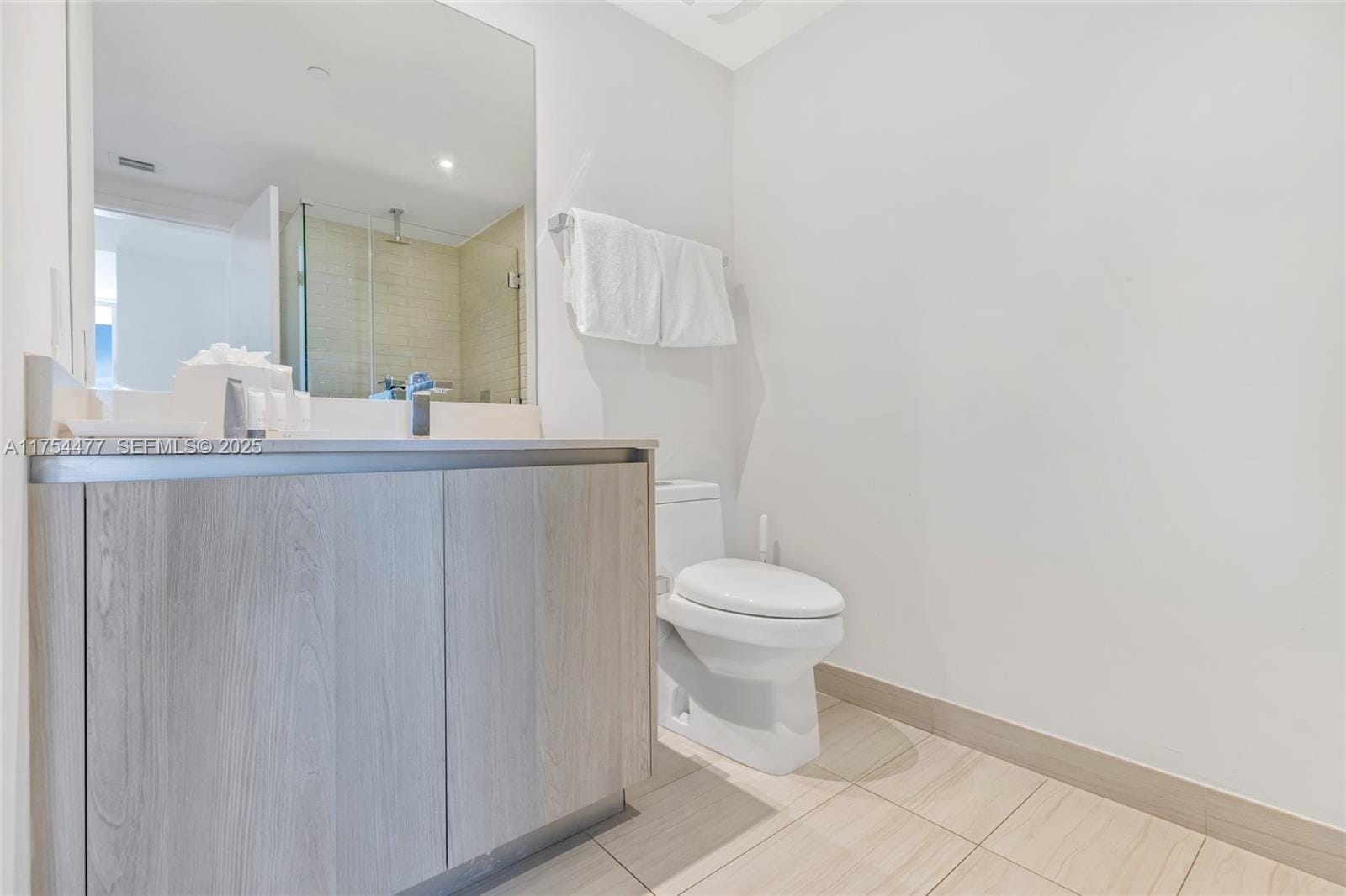 4010 S Ocean Drive R2505 — photo 5