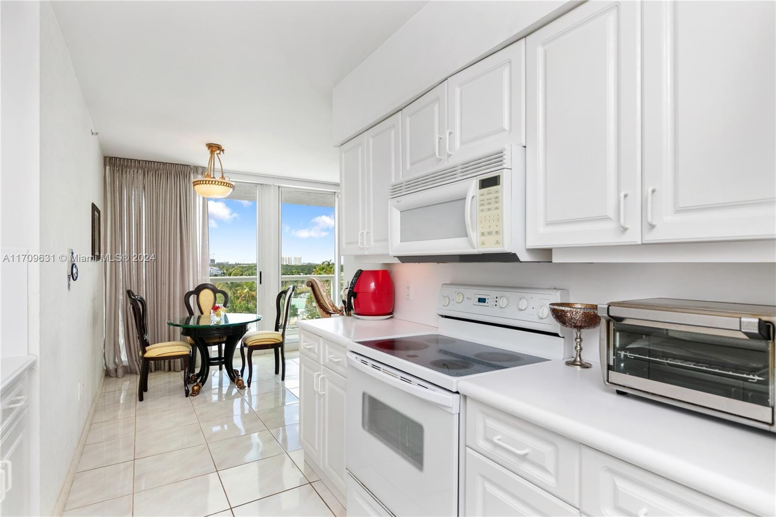 16400 Collins Avenue 745, Sunny Isles Beach, FL 33160 photo 20