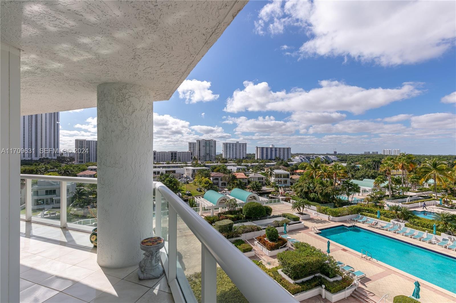 16400 Collins Avenue 745 — photo 8