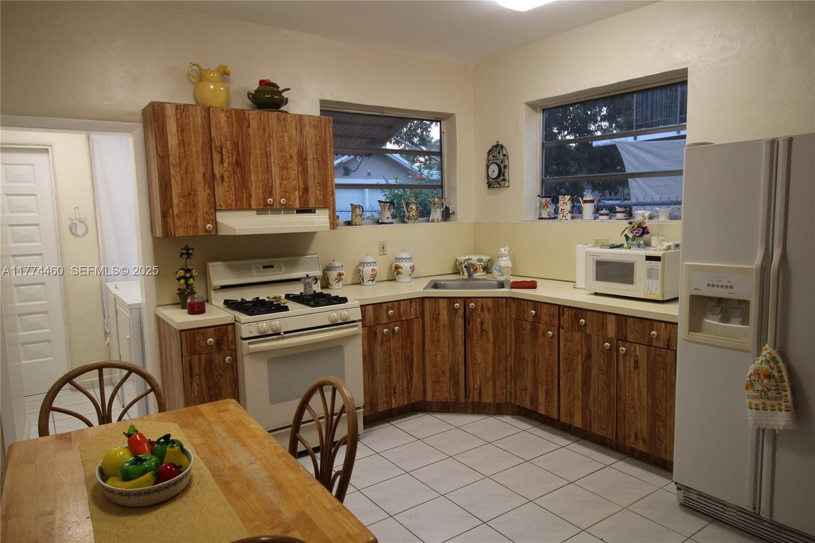 870 NW 14th Court, Miami, FL 33125 photo 21