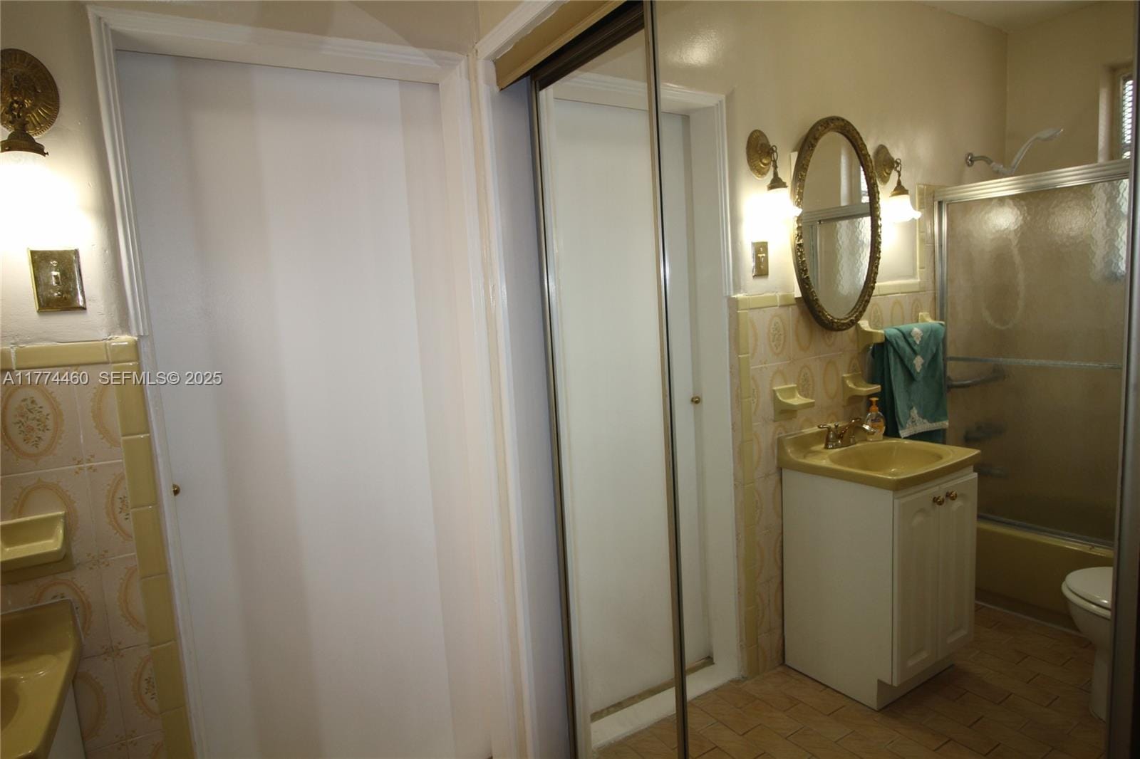 870 NW 14th Court, Miami, FL 33125 photo 29