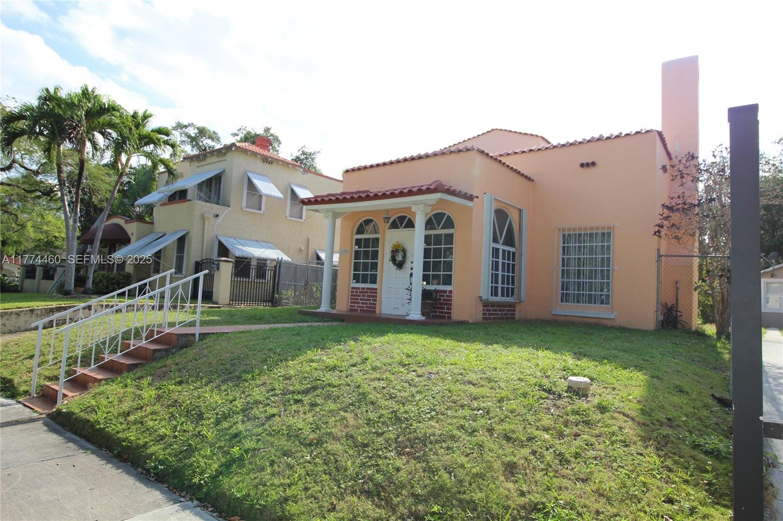 870 NW 14th Court, Miami, FL 33125 photo 4