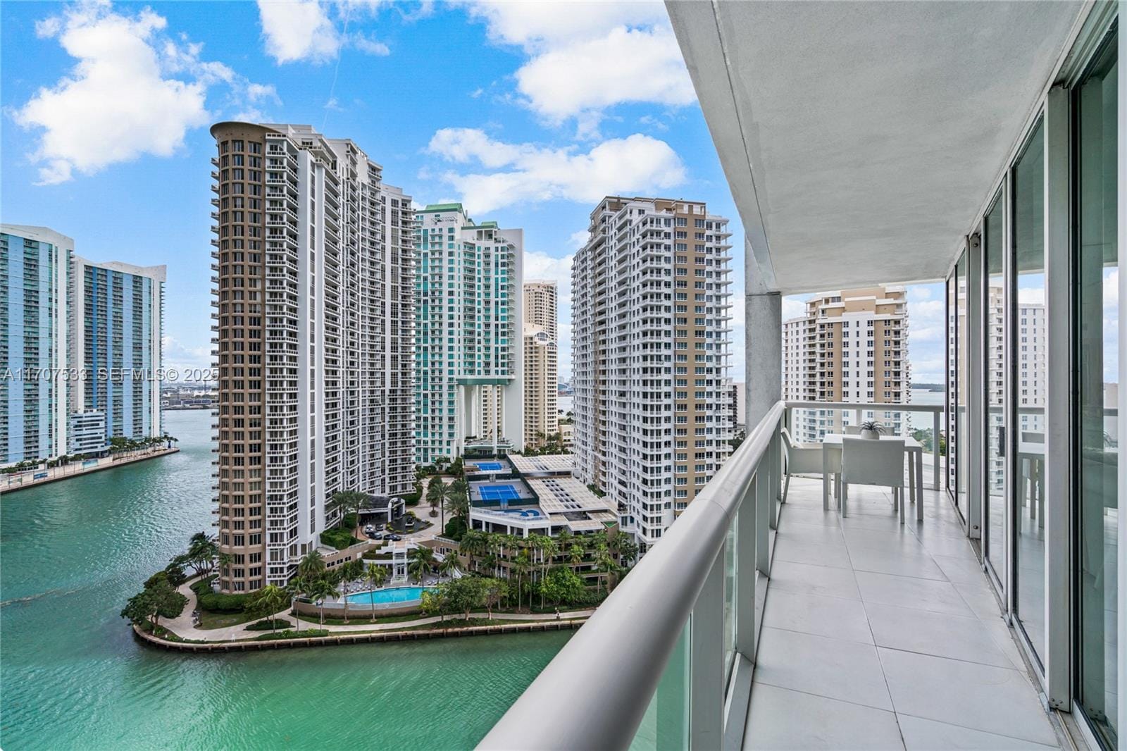495 Brickell Avenue 1702, Miami, FL 33131 photo 2