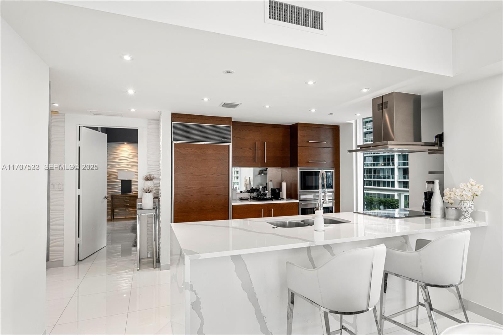 495 Brickell Avenue 1702, Miami, FL 33131 photo 19
