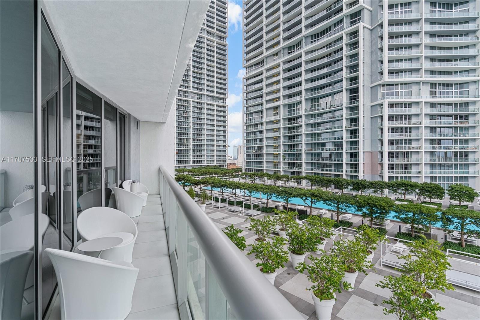 495 Brickell Avenue 1702, Miami, FL 33131 photo 4