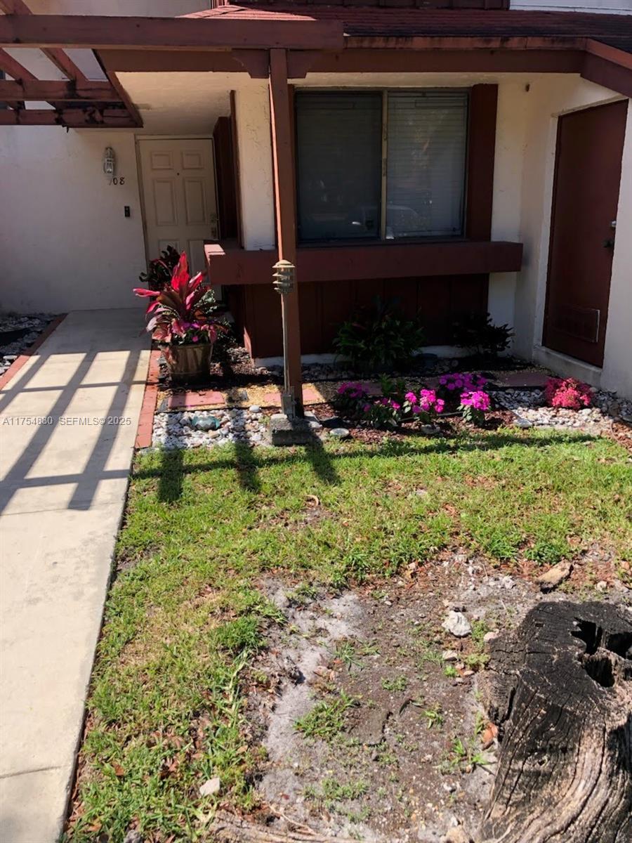 600 NW 210th Street 108-28, Miami Gardens, FL 33169, Miami Gardens