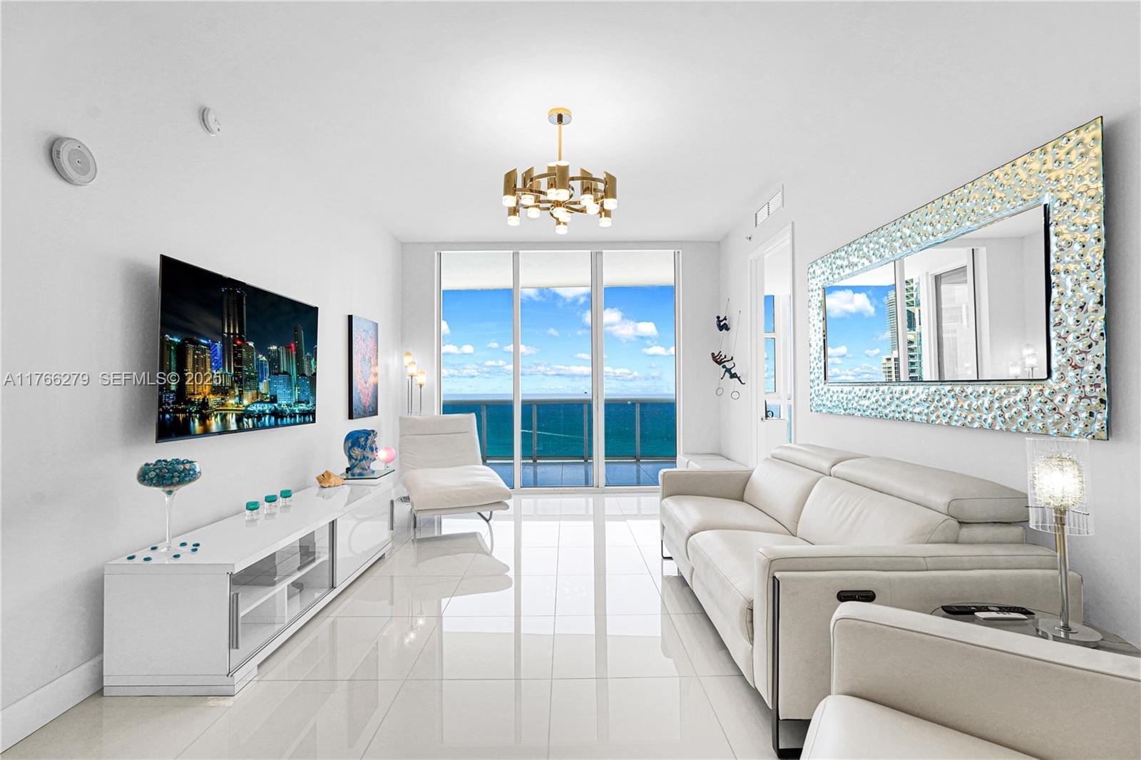 18201 Collins Avenue 3608, Sunny Isles Beach, FL 33160 photo 2