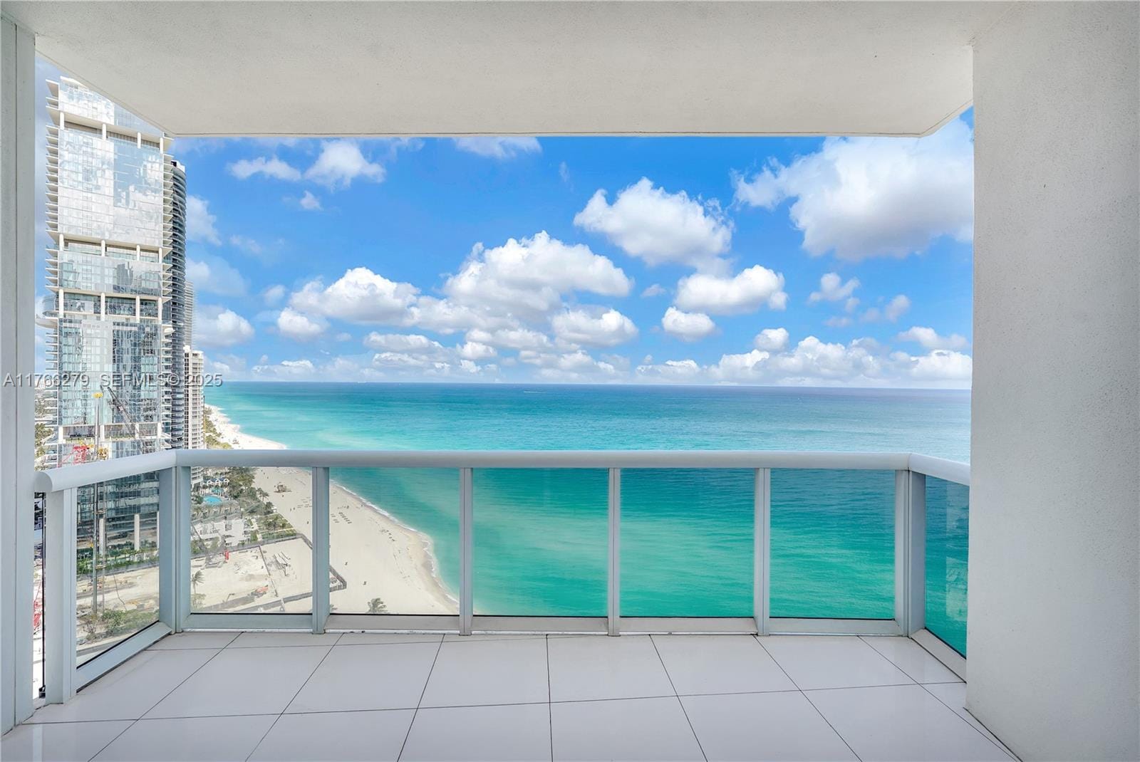 18201 Collins Avenue 3608, Sunny Isles Beach, FL 33160 photo 3