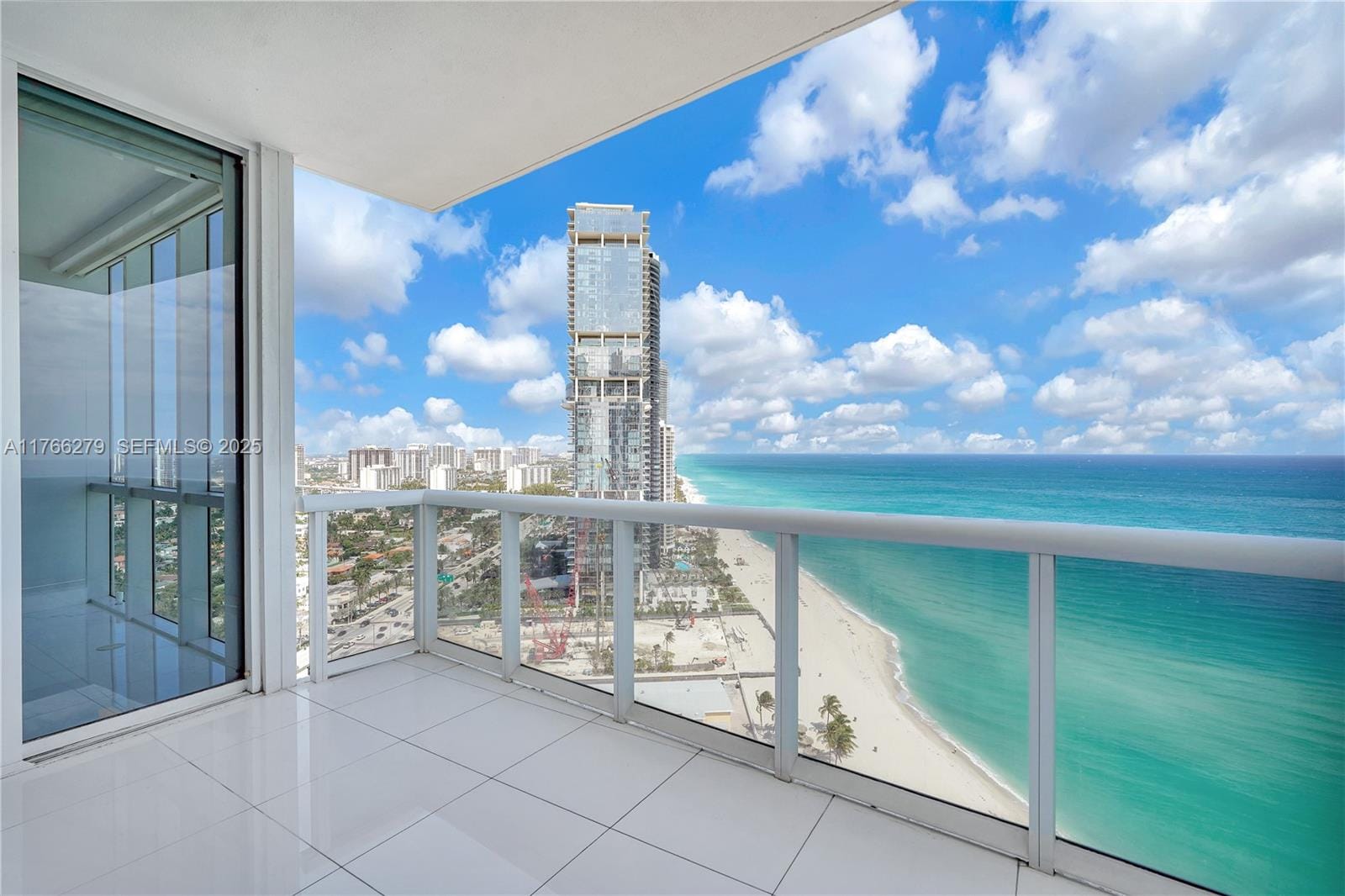 18201 Collins Avenue 3608, Sunny Isles Beach, FL 33160 photo 5