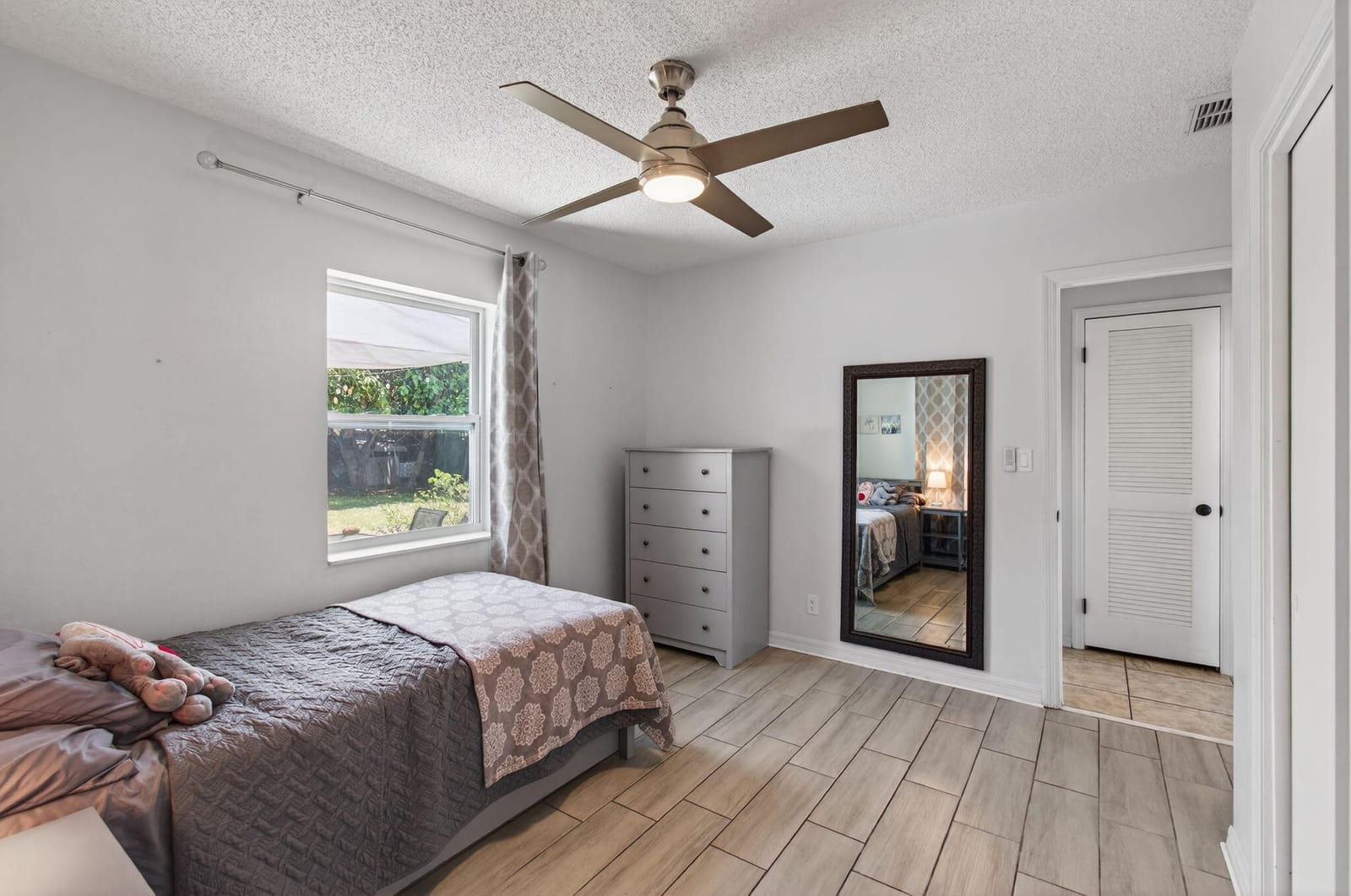 30 NE 46 Street, Oakland Park, FL 33334 photo 13
