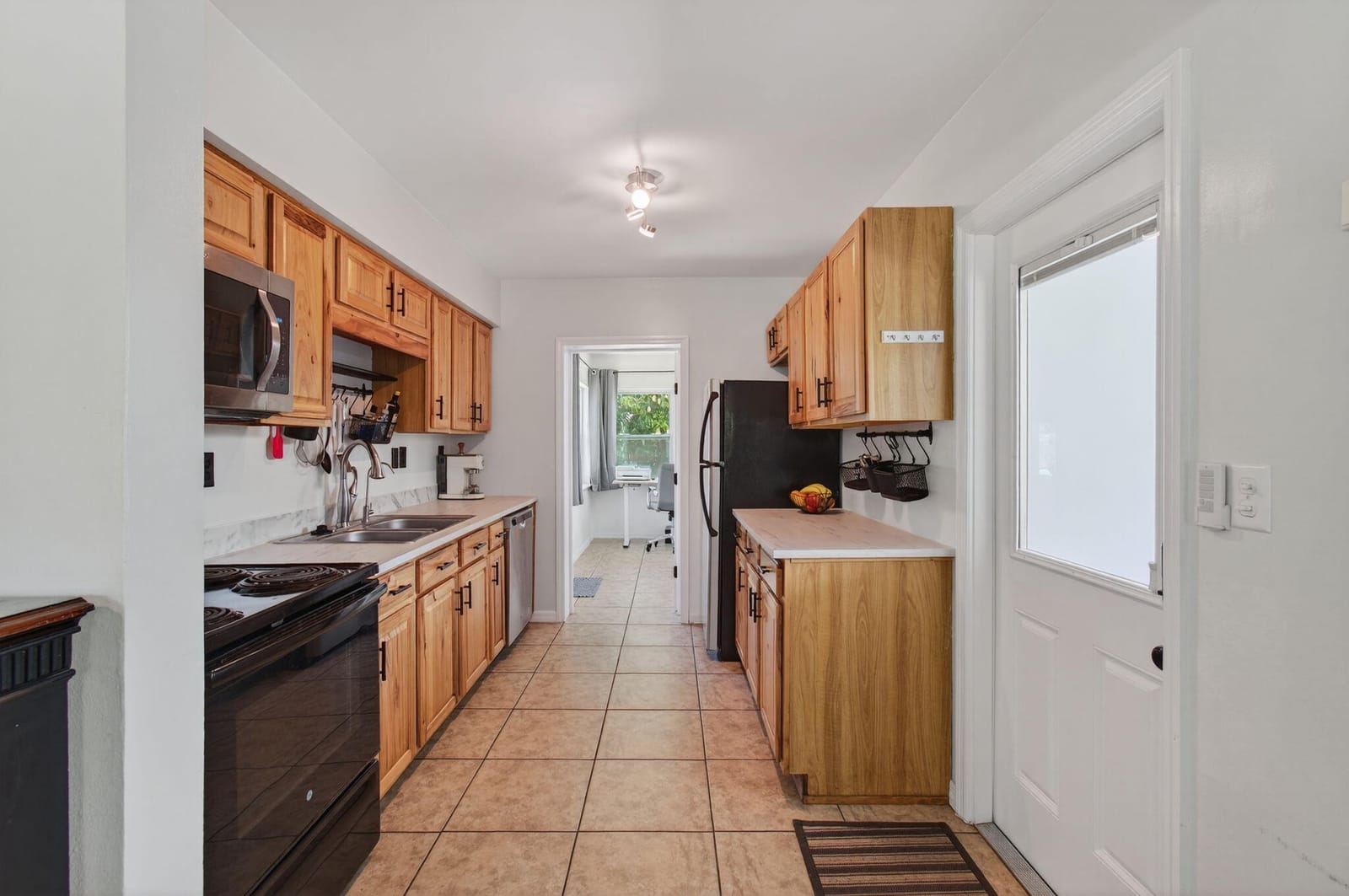 30 NE 46 Street, Oakland Park, FL 33334 photo 18