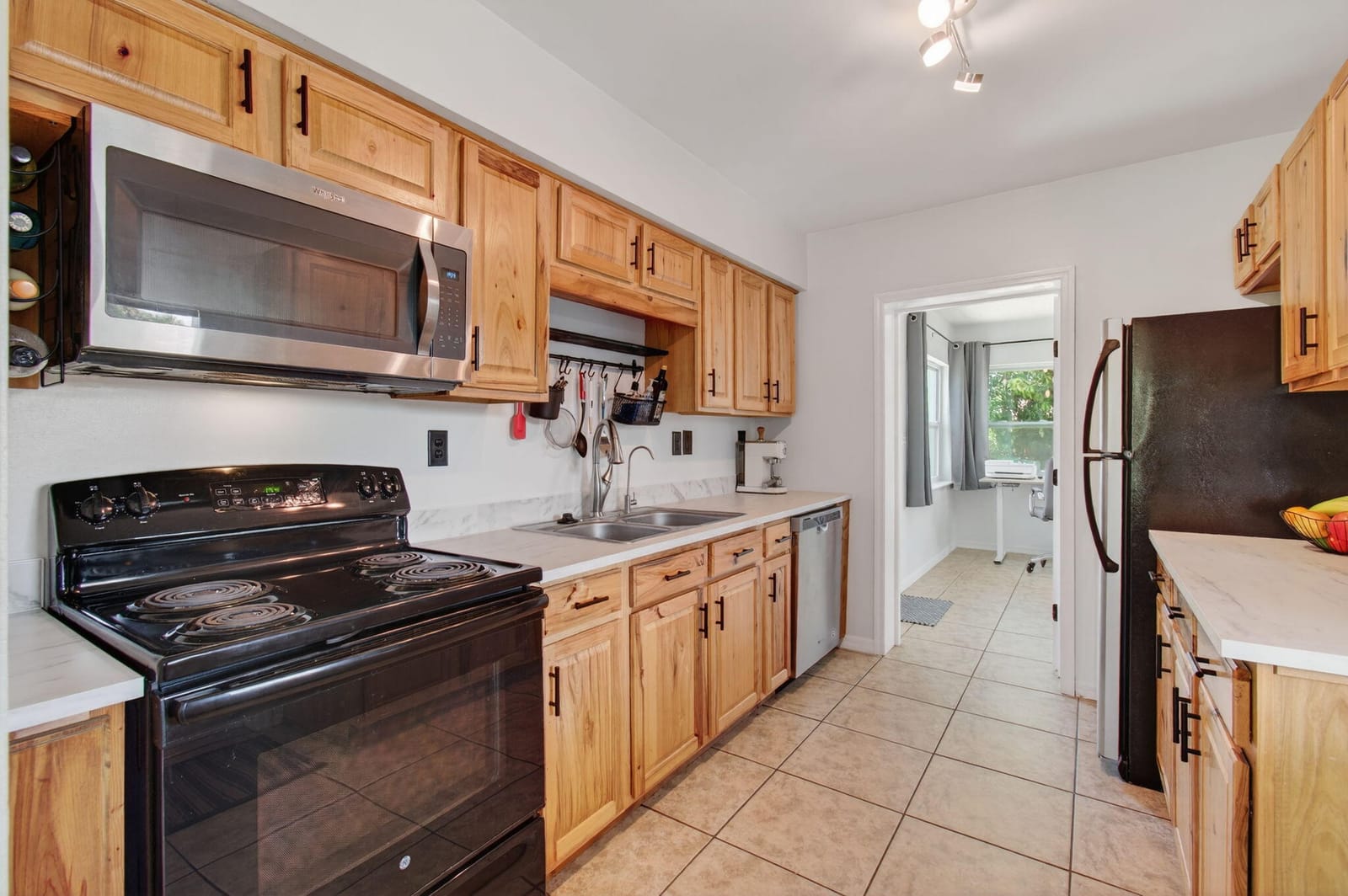 30 NE 46 Street, Oakland Park, FL 33334 photo 19
