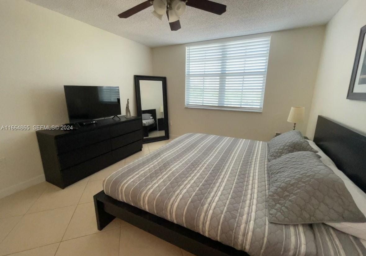 19601 E Country Club Drive 7501 — photo 11