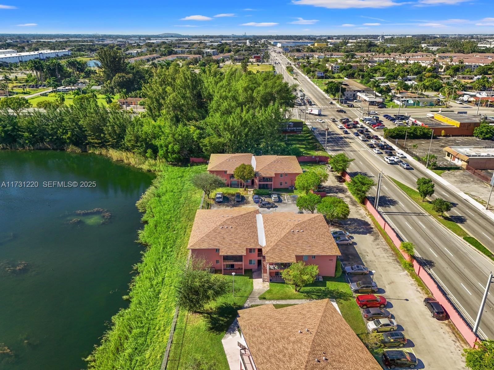 2020 NW 119th Street 1122, Miami, FL 33167 photo 3