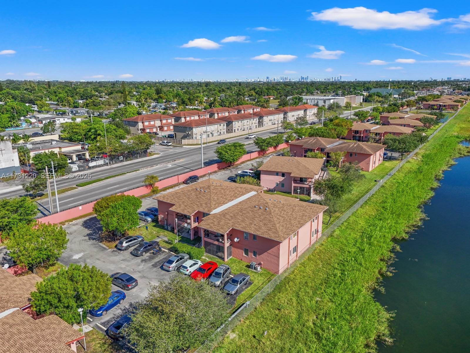 2020 NW 119th Street 1122, Miami, FL 33167 photo 5