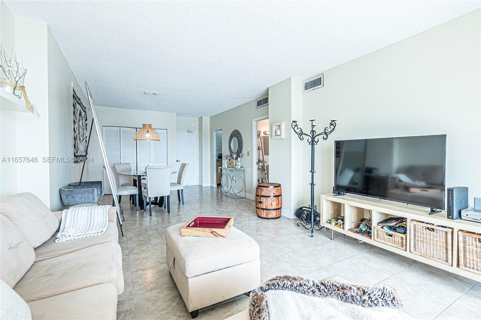 300 Bayview Drive 1012, Sunny Isles Beach, FL 33160 photo 7