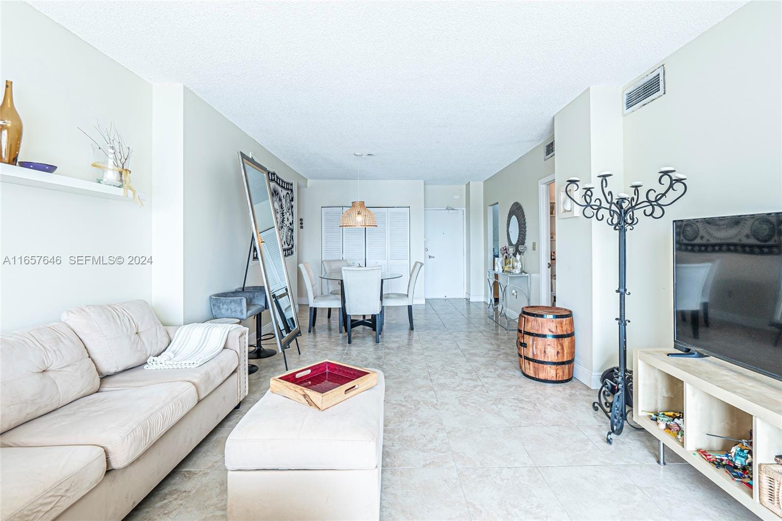 300 Bayview Drive 1012, Sunny Isles Beach, FL 33160 photo 10