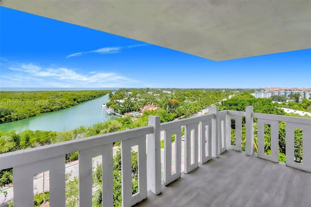 1121 Crandon Boulevard E708, Key Biscayne, FL 33149