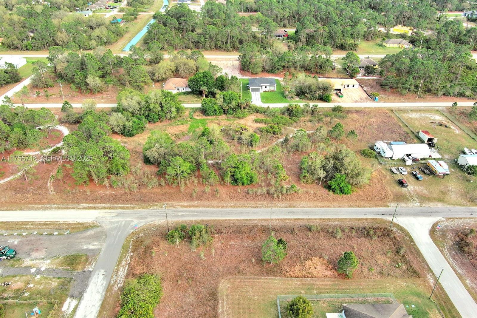 565 Summit Avenue S, Lehigh Acres, FL 33974 photo 15